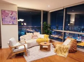Spacious landmark in the heart of CBD