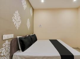 Hotel O BSS INNS, хотел в Варангал