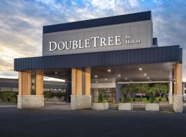 DoubleTree by Hilton Manhattan, KS, hotel v destinaci Manhattan