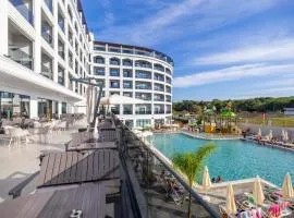 Side Moon Palace Hotel
