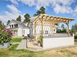 1 Bedroom Cozy Home In Habo