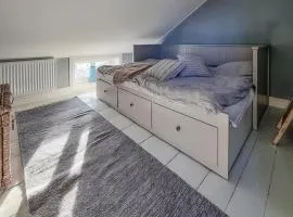 Cozy Home In Väby With Wifi