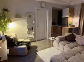 Sunkissed Haven - Coastal Escape