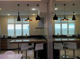 Shamrock Boutique Villa, hotel din Batu Feringgi