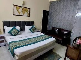 Hotel Khusbu Residency, Green Park Market, South Delhi