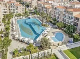 Casa Elisa with terrace & garden indoor pool gym