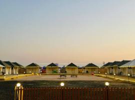 Stayguru Patgar Tent, hotel in Dhordo