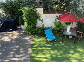 App privado en casa, si mascotas, hotel a Matadepera