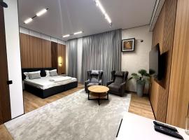 Paradise, Hotel in Saryaghash