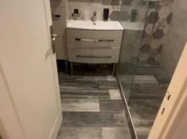 Chambre cosy dans superbe appartement tout équipé