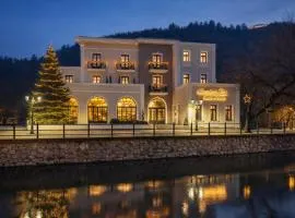 Mountain Pine Luxury Suites