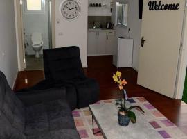 Nofnimrod, Hotel in Ein Kinya