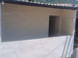 Casa da Aninha na Prainha - Valor para 4 pessoas, hotel a Parati