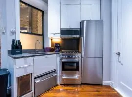 Elegant Central Park Suite - 4 Bedroom Self Check-In