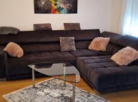 Ferienwohnung Claudia Alt-Ossiach、Altossiachのホテル