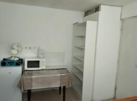 Peret 2, Hotel in Béziers