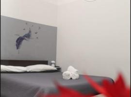 KiMia Home, Near Airport & station, viešbutis mieste Modunjas