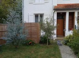 Maison confortable Hourtin centre