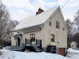 7 person holiday home in DOCKSTA, hotel em Docksta