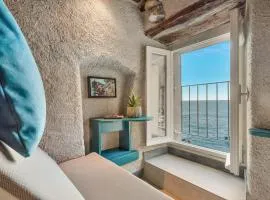 Marina Vista Apartment