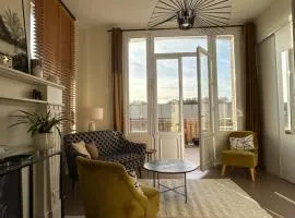 Studio avec grande terrasse