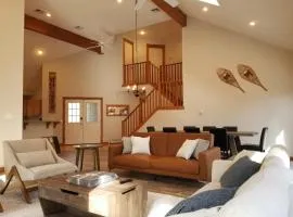 Cozy 4bd 4bath Grand Cabin Retreat in Camelback