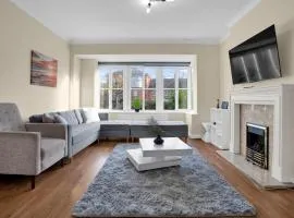 Spacious Family 3BR Near Stanmore Station- The Muse