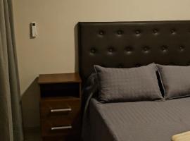 Edificio-Pellegrini PA, hôtel à Bragado