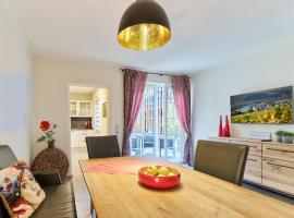 Ferienwohnungen Weingut und Vinothek Regnery, hotel a Klüsserath