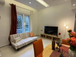 Modern 2BR Garden Apartment in Faliro Sleeps 5