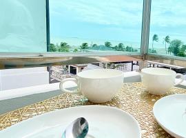 เดอะซันเซ็ท บางแสน Exclusive Top Floor, Hotel in Chon Buri