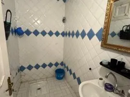 Petit Apparemment pas chère à 3km du grand stade de rabat