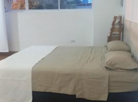 Gran Departamento Porá céntrico, hotel Oberában