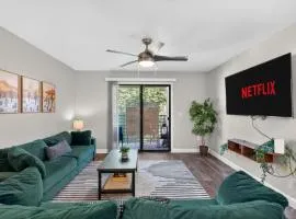 3BR Comfort Oasis Pool Hot Tub Gym Games