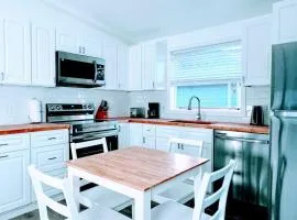 The Modern Charm - Forks Retreat