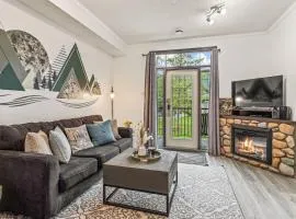 Stylish Mountain Retreat 2BR Chalet and Hot Pool