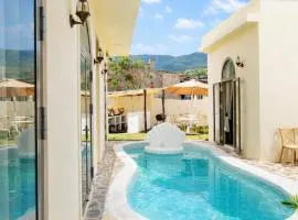 Le Cosmos 2 Vĩnh Hy