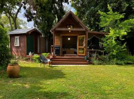 RIMU CABIN 16min drive to Kaiteriteri Beach, Hotel in Motueka
