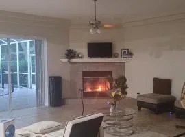 Cozy room with HEATED POOL & SPA -HOT TUB for relaxation