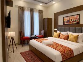 Hotel Wood Lark by Sidham Group # Budget Friendly, hotel i Sohāna