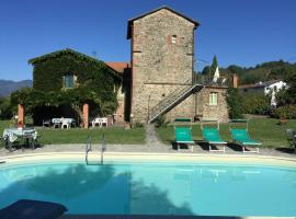 La Casatorre Di Ponticello, hotel s bazénom v destinácii Filattiera