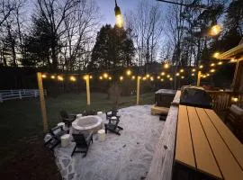 Asheville Vista HoTub, Gym, Cinema & Sleep 16