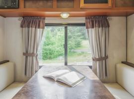 Goseong Jjun Camping Pension, hotel v destinaci Goseong