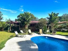 Countryside Villa with private pool near La Fortuna