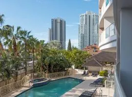 Broadbeach Savannah Resort