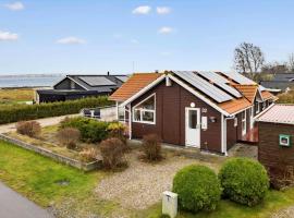 FJ1600-Jaegerspris-Strandleddet-32, hotel in Frederikssund