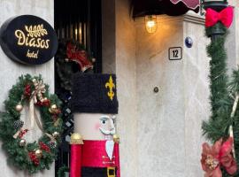 Diasos Otel – hotel w mieście Buca