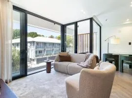 Luxe Panorama Retreat