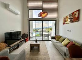 Retreat, block B1, unit15, hotel in Küçükerenköy