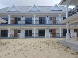 Casadani Luxury Apartment, Ferienunterkunft in Grand Anse